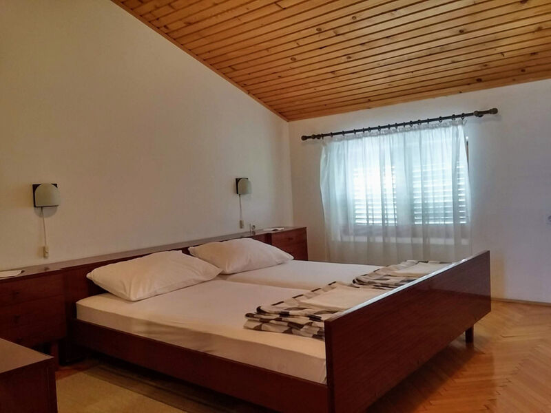 Pokoj 1