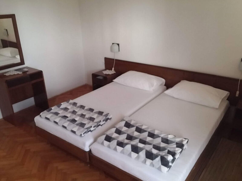 Pokoj 1